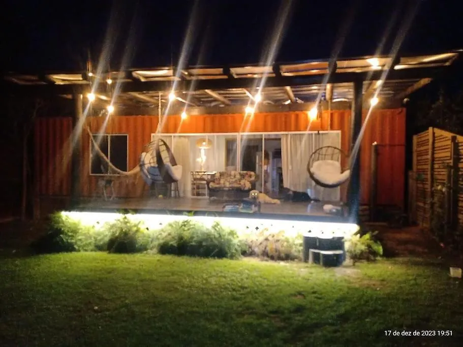 Ferienhaus Casa Container Na Praia Do Rosa / Ibiraquera Imbituba